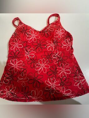 MIRACLE SUIT TANKINI TOP SIZE 14 CORAL-PINKISH  W/BLACK & WHITE DAISIES DESIGN